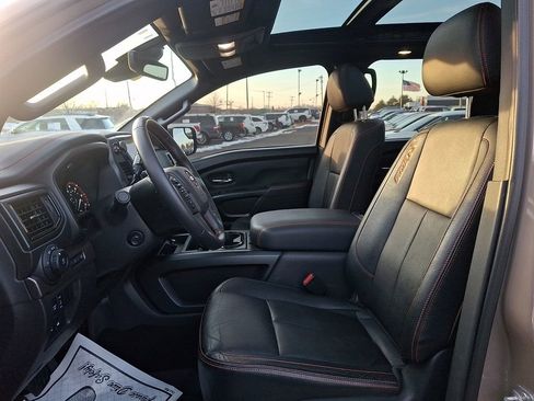 Certified 2023 Nissan Titan PRO-4X w/ Pro-4x Convenience Package image 13