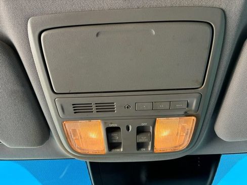 Used 2022 Honda CR-V EX-L image 29