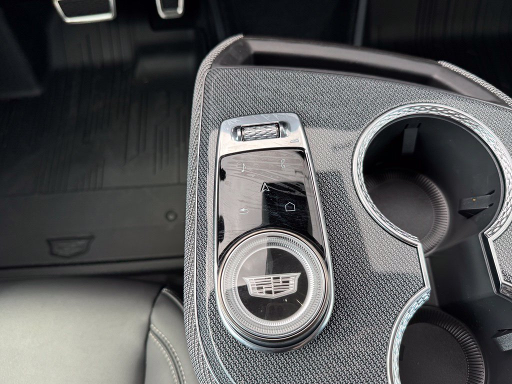 New 2027 Cadillac Optiq Sport RWD image 27