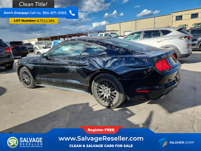 Used 2015 Ford Mustang Coupe RWD image 3