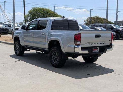 Used 2023 Toyota Tacoma SR5 image 9