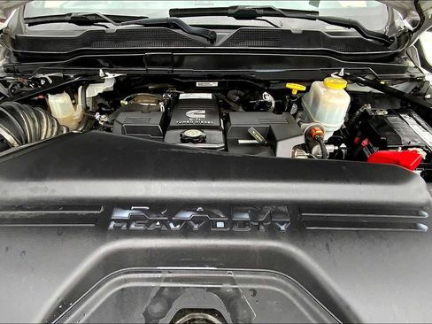 Used 2021 RAM 5500 Tradesman image 30