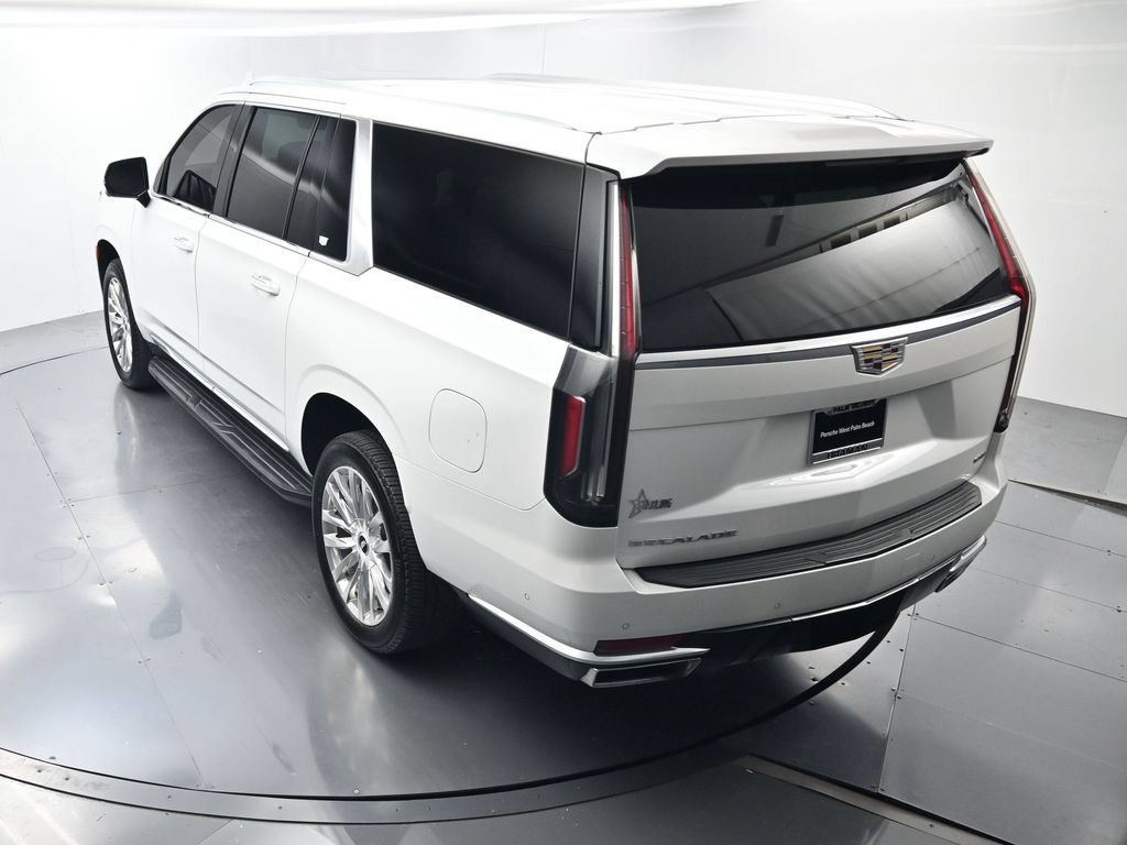 Used 2023 Cadillac Escalade ESV Premium Luxury AWD/4WD image 37