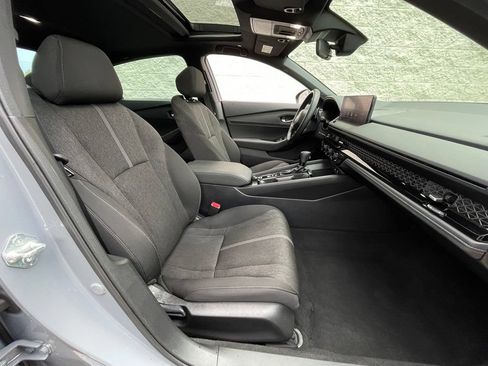Used 2025 Honda Accord Sport image 31