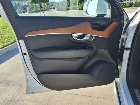 Certified 2023 Volvo XC90 B6 Plus w/ Protection Package Premier AWD/4WD image 15