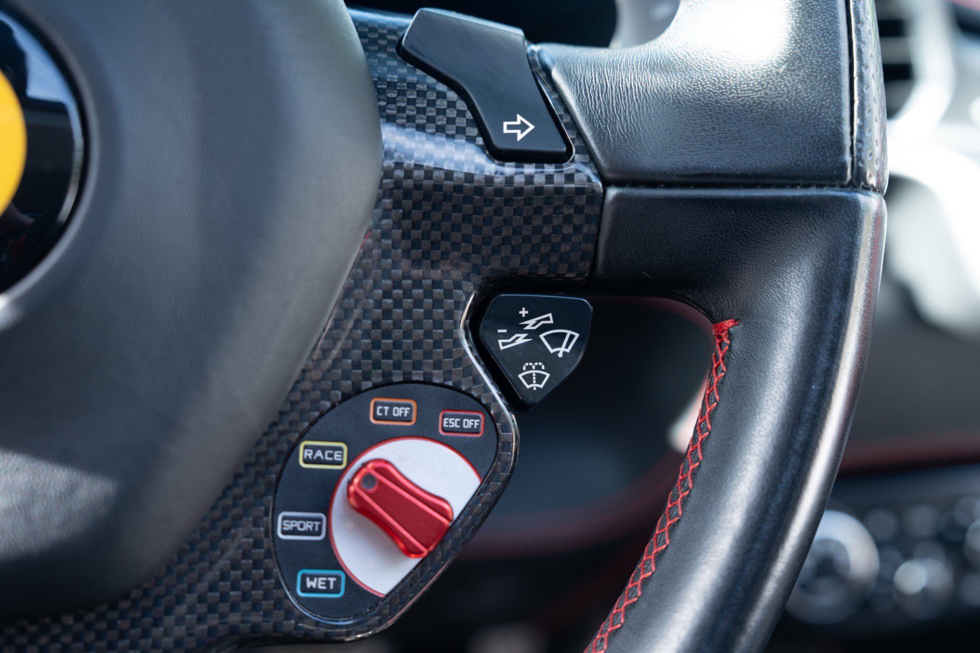 Used 2013 Ferrari 458 Spider RWD image 25