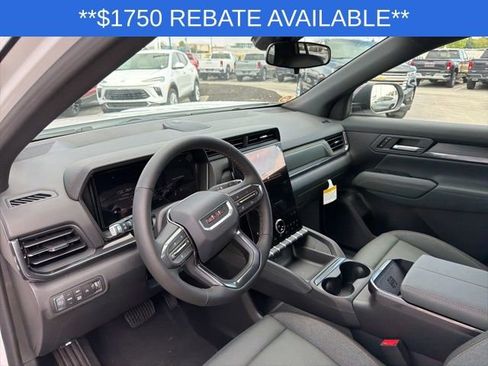 New 2026 GMC Terrain AT4 w/ Convenience Package III AWD/4WD image 15