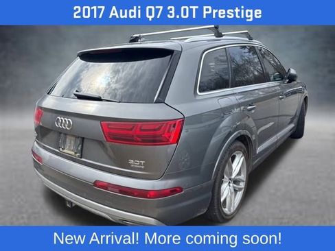 Used 2017 Audi Q7 3.0T Prestige image 2