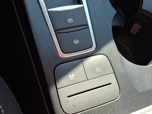 Certified 2023 Ford Escape Active image 23