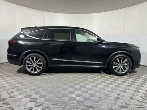 Used 2025 Acura MDX SH-AWD w/ Technology Package image 9