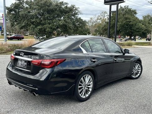 Used 2018 INFINITI Q50 Luxe w/ Essential Package (3.0T Luxe) image 4