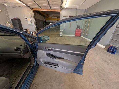 Used 2010 Honda Civic EX image 30