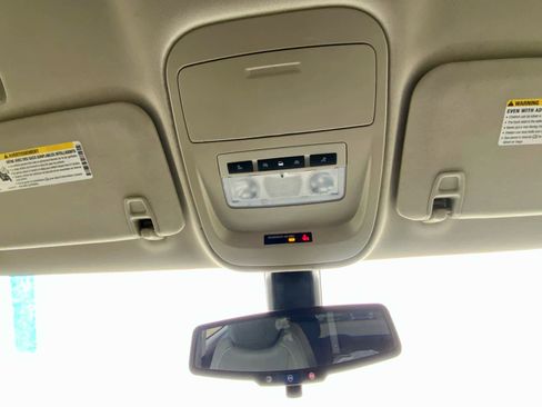 Used 2020 Chevrolet Colorado LT image 49