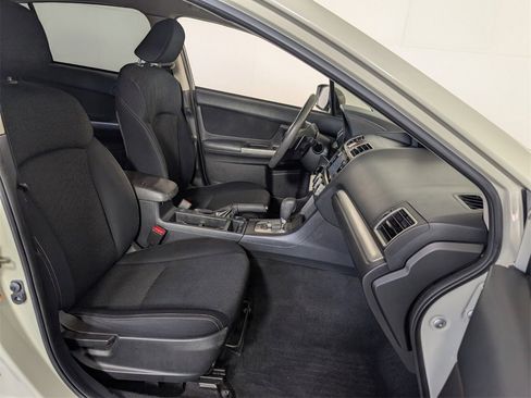 Used 2015 Subaru Crosstrek 2.0i Premium image 13