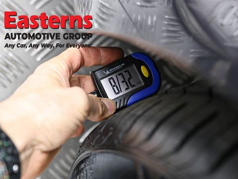 Used 2023 Tesla Model 3 Standard Range image 21