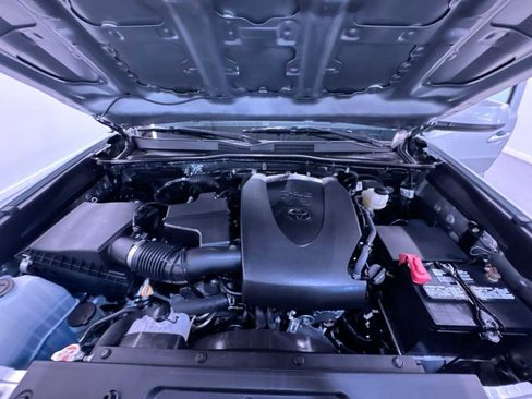 Used 2023 Toyota Tacoma SR image 3