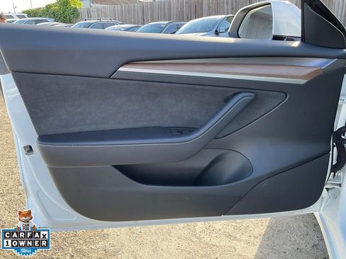 Used 2023 Tesla Model 3 Performance image 23