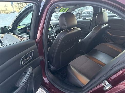 Used 2015 Chevrolet Malibu LT w/ Power Convenience Package image 14