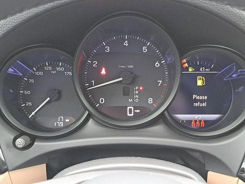 New 2026 Porsche Macan image 31