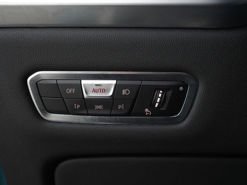 Used 2023 BMW X7 xDrive40i image 27