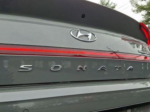 Used 2022 Hyundai Sonata Limited w/ Preferred Accessory Package image 30