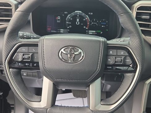 Used 2026 Toyota Tundra Platinum w/ Tow Tech Package AWD/4WD image 27