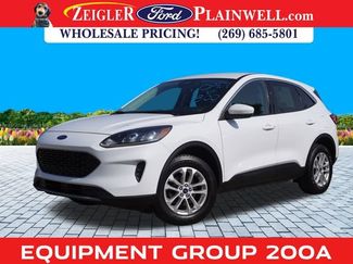 Used 2021 Ford Escape SE w/ Cold Weather Package image 1