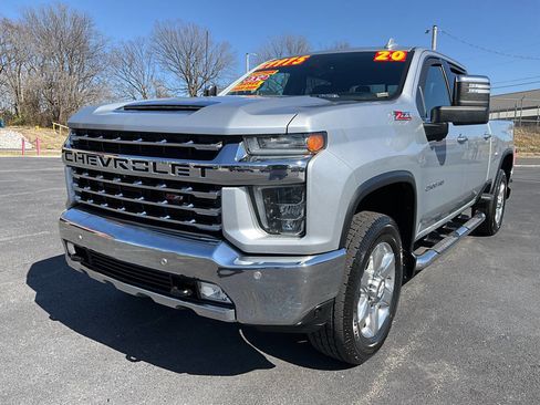 Used 2020 Chevrolet Silverado 2500 LTZ w/ LTZ Premium Package image 27