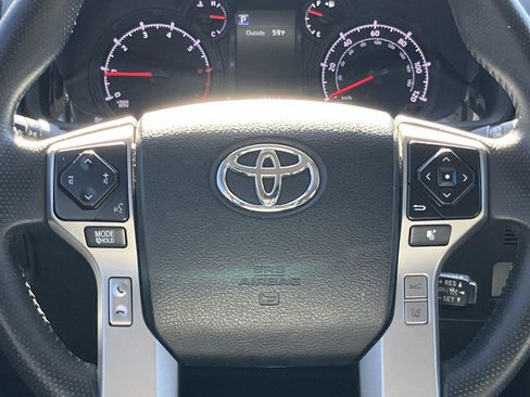 Used 2020 Toyota 4Runner SR5 Premium image 20