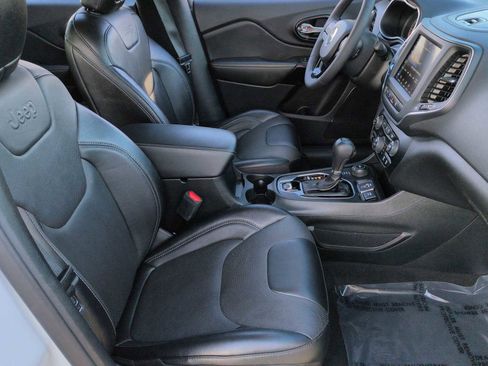 Used 2023 Jeep Cherokee Altitude Lux image 22