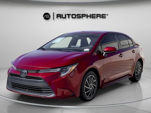 Used 2023 Toyota Corolla LE image 4