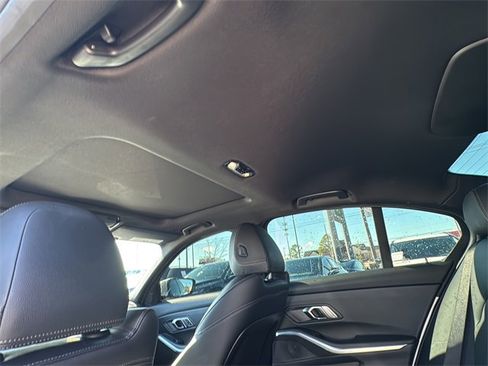Used 2023 BMW 330i Sedan w/ M Sport Package image 14