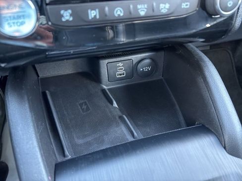 Used 2024 Ford Escape Platinum image 30