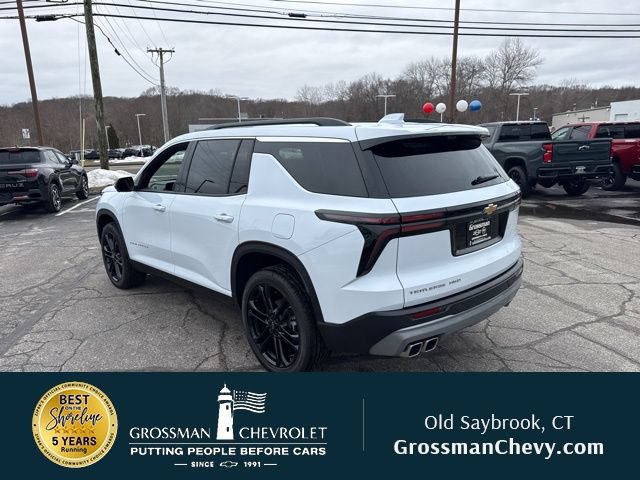 Used 2026 Chevrolet Traverse LT w/ Driver Confidence Package AWD/4WD image 4