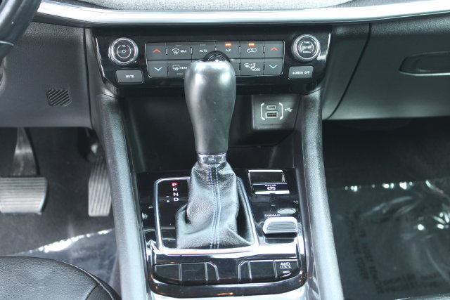 Used 2022 Jeep Compass Latitude w/ Convenience Group AWD/4WD image 17