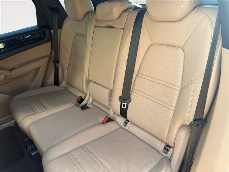 Used 2019 Porsche Cayenne AWD/4WD image 15
