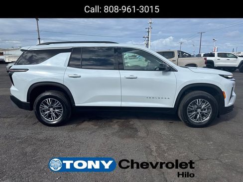 New 2026 Chevrolet Traverse LT image 6