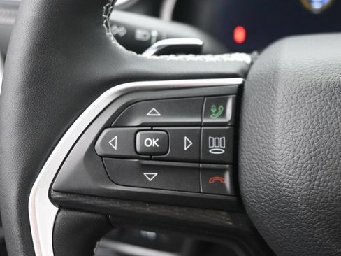 Used 2025 Jeep Grand Cherokee L Altitude AWD/4WD image 18
