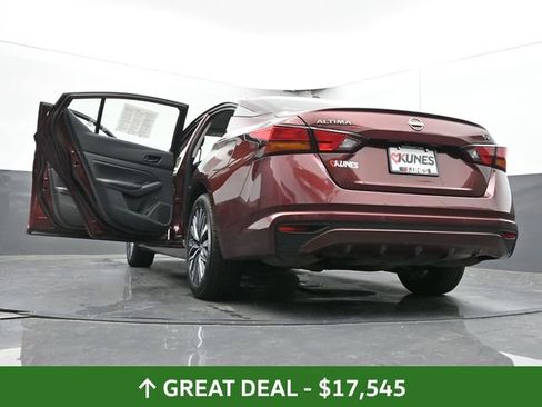Used 2023 Nissan Altima 2.5 SV FWD image 72