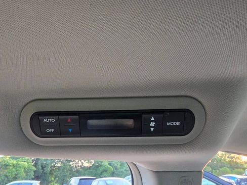 Used 2005 Honda Odyssey Touring image 47