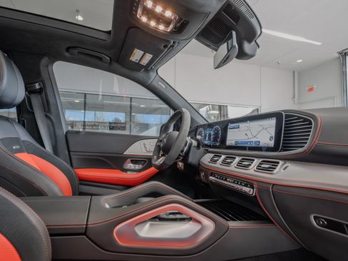 Certified 2024 Mercedes-Benz GLE 63 AMG S image 17
