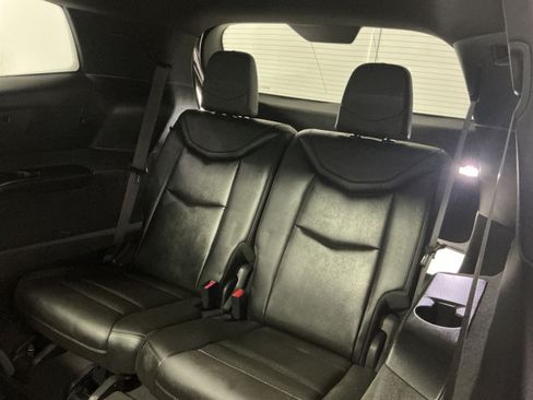 Used 2024 Cadillac XT6 Premium Luxury w/ LPO, Floor Liner Package AWD/4WD image 26