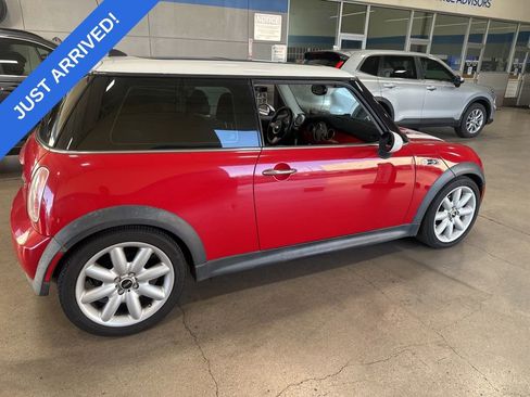 Used 2005 MINI Cooper S FWD image 3