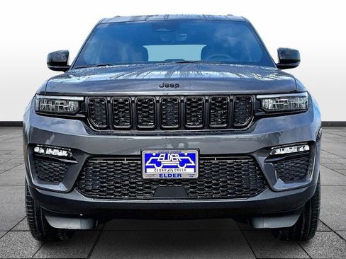 New 2025 Jeep Grand Cherokee Limited w/ Trailer Tow Package AWD/4WD image 5