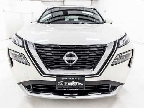 Used 2023 Nissan Rogue Platinum w/ Platinum Premium Package image 10