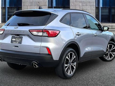 Used 2022 Ford Escape SE w/ SE Sport Appearance Package AWD/4WD image 11