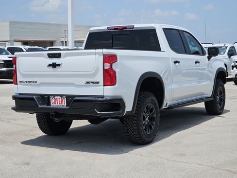 New 2026 Chevrolet Silverado 1500 ZR2 w/ Dark Appearance Package AWD/4WD image 3