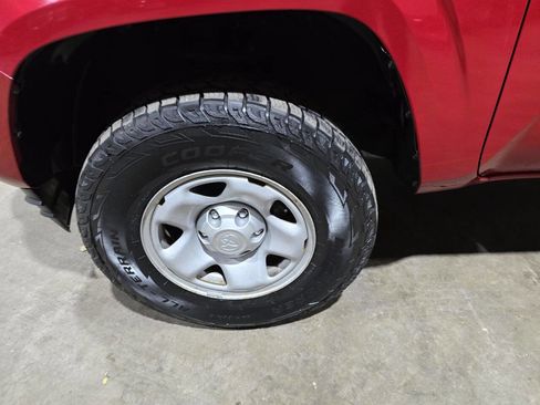 Used 2020 Toyota Tacoma SR image 26