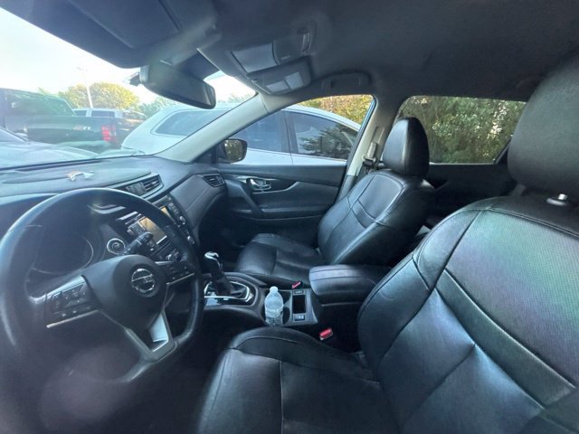 Used 2018 Nissan Rogue SL FWD image 10