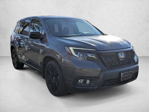 Used 2021 Honda Passport Sport image 3